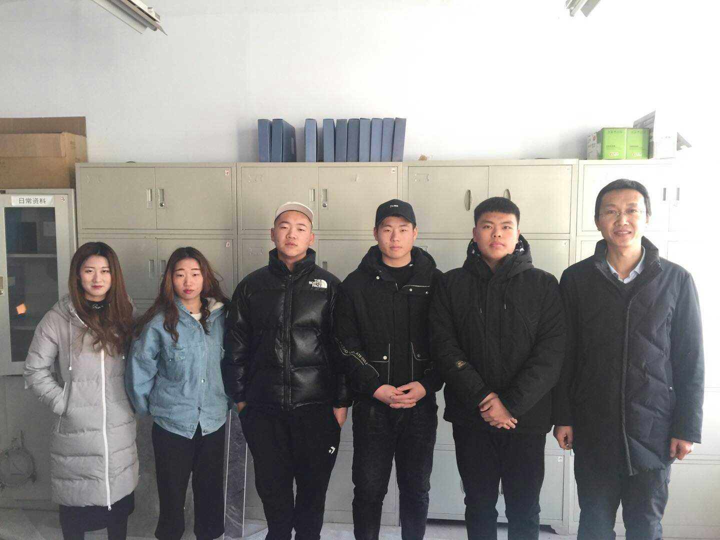 园林工程技术教师与指导小组合影